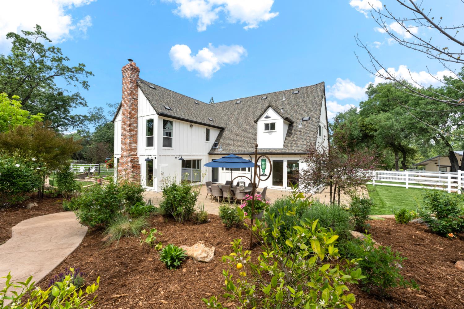 3359 Saint Ives Court
