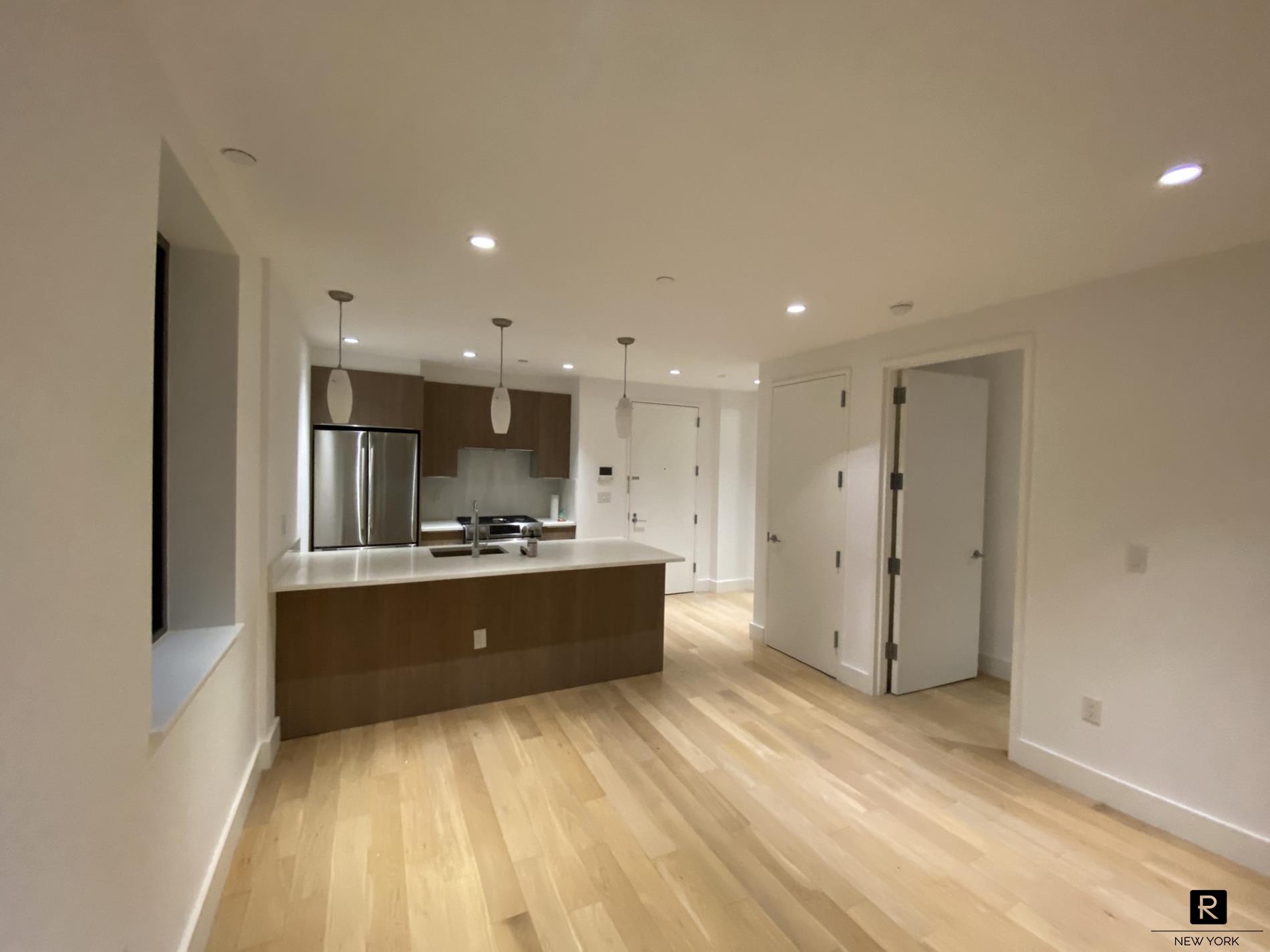 42-83 Hunter Street 2-B