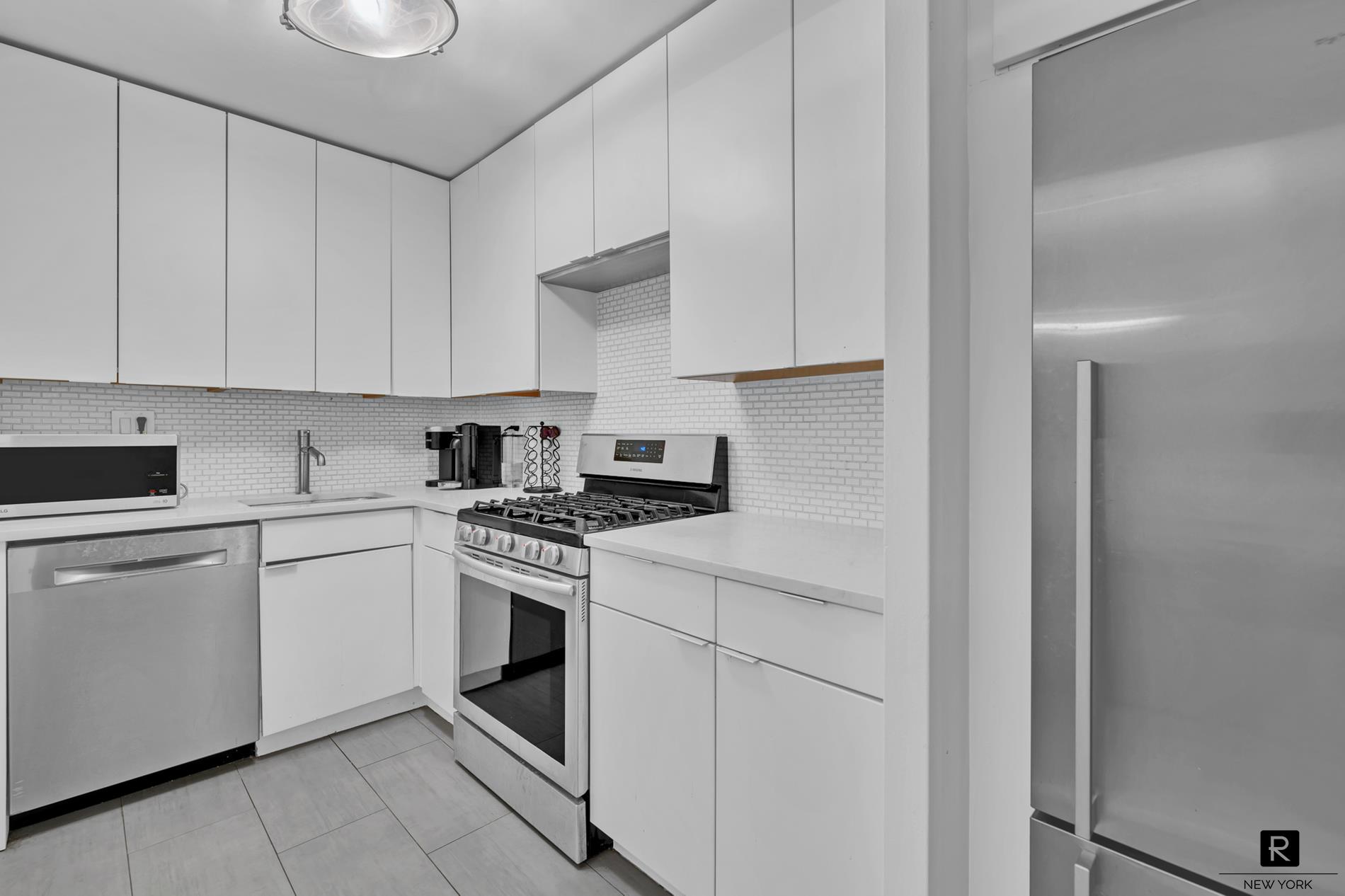 245 E 25th Street 5-A