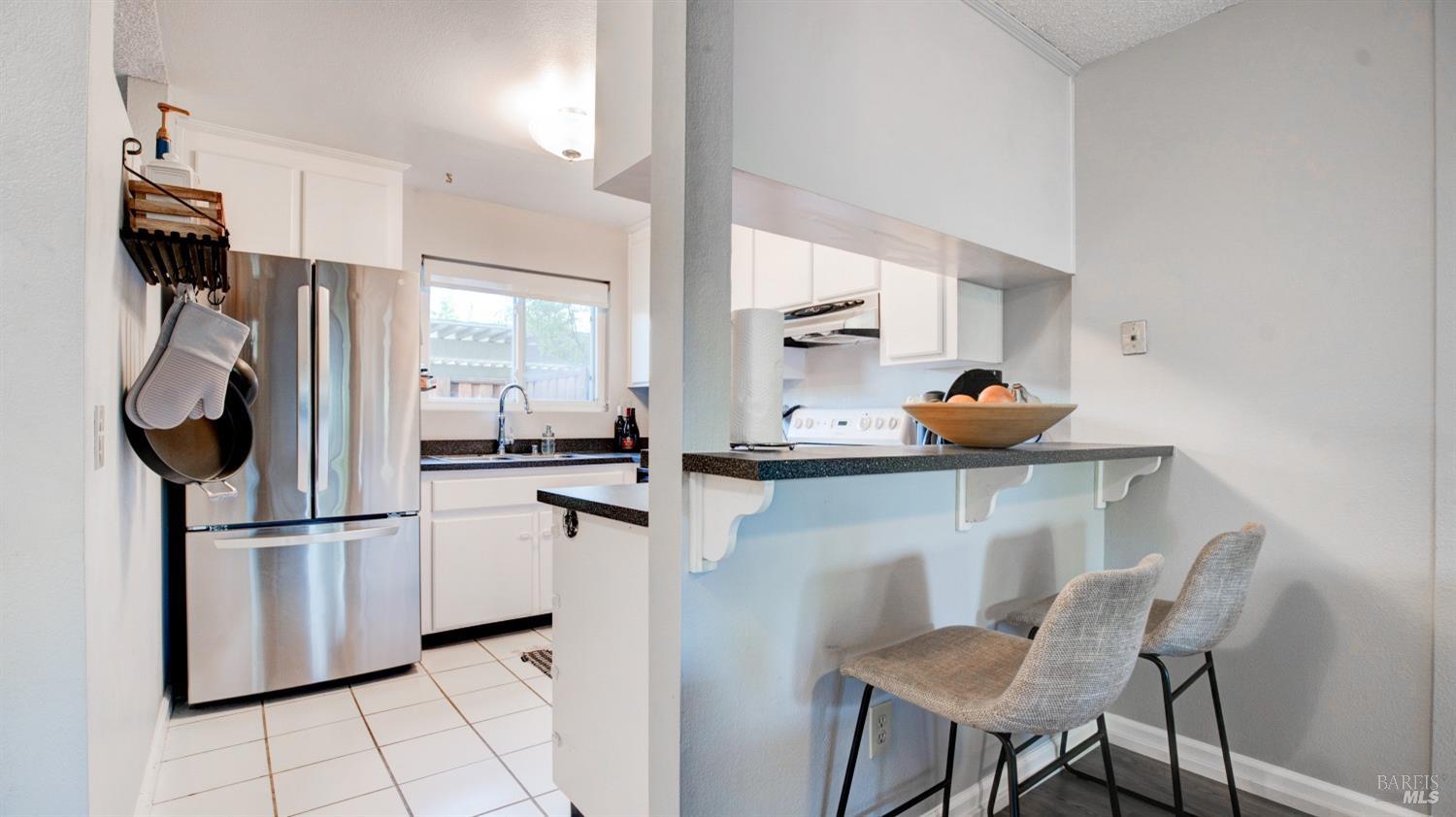 575 Racquet Club Cir