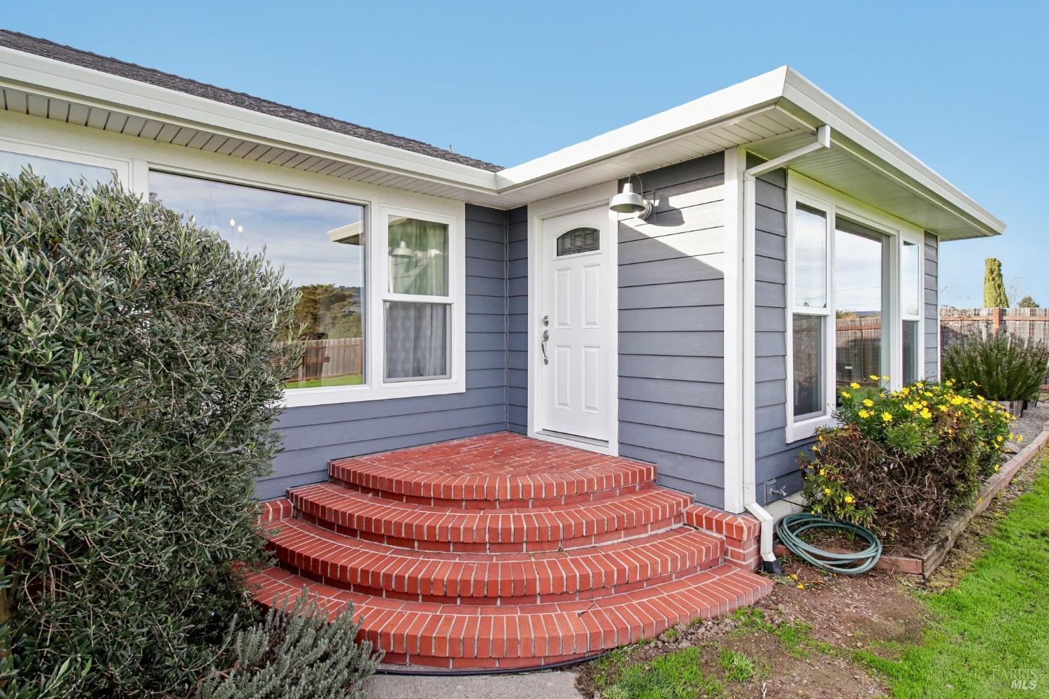 5867 Old Redwood Hwy