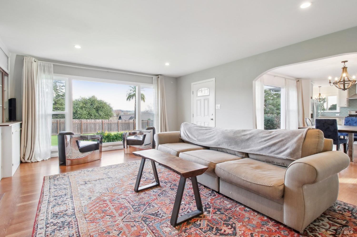 5867 Old Redwood Hwy