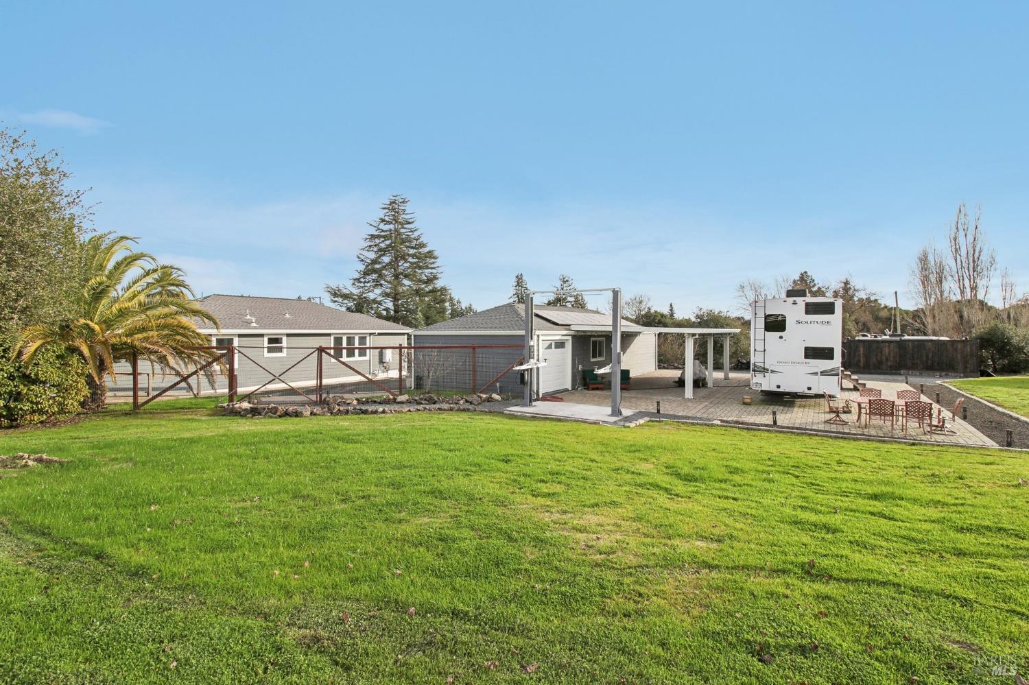 5867 Old Redwood Hwy