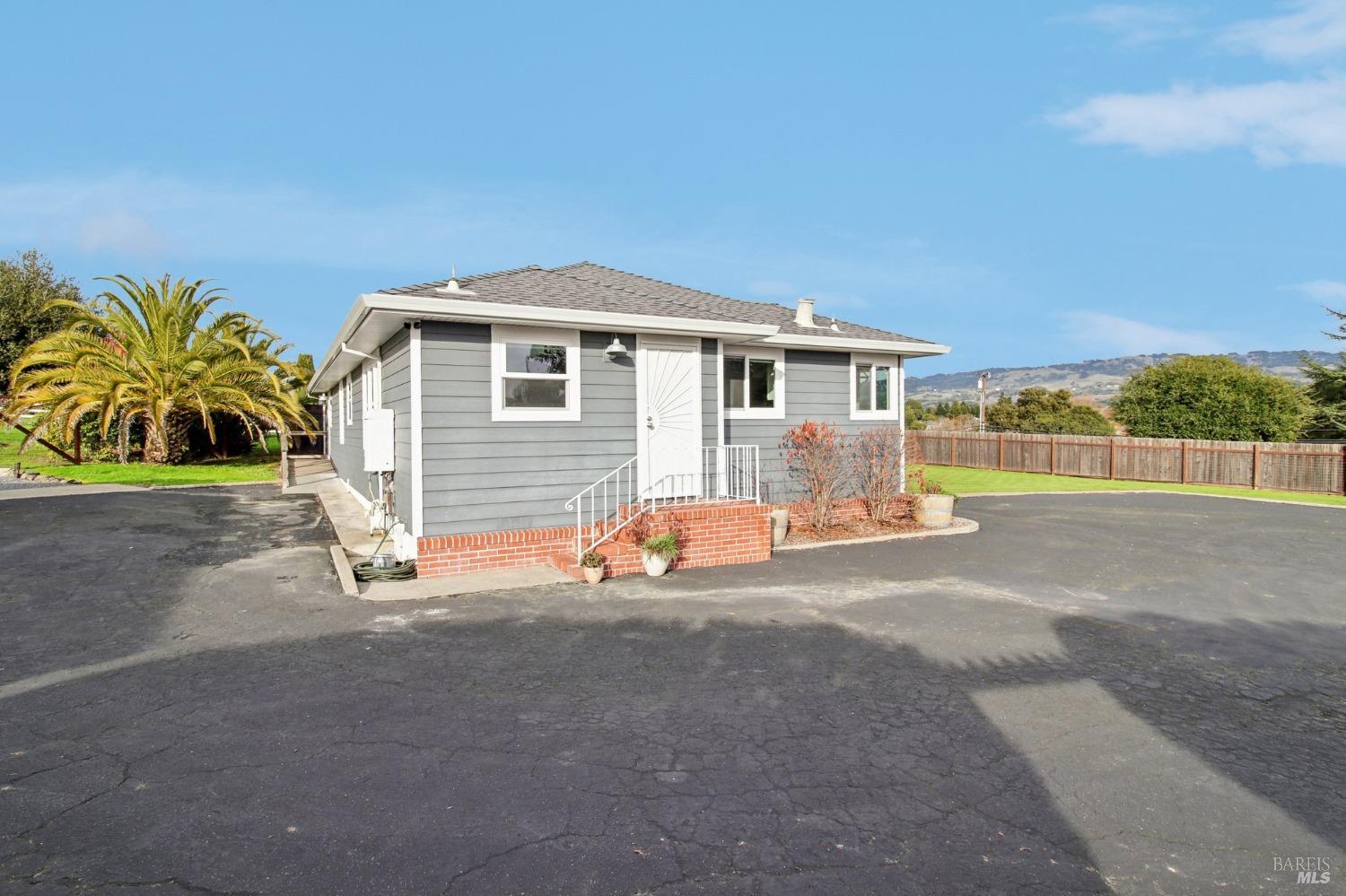 5867 Old Redwood Hwy