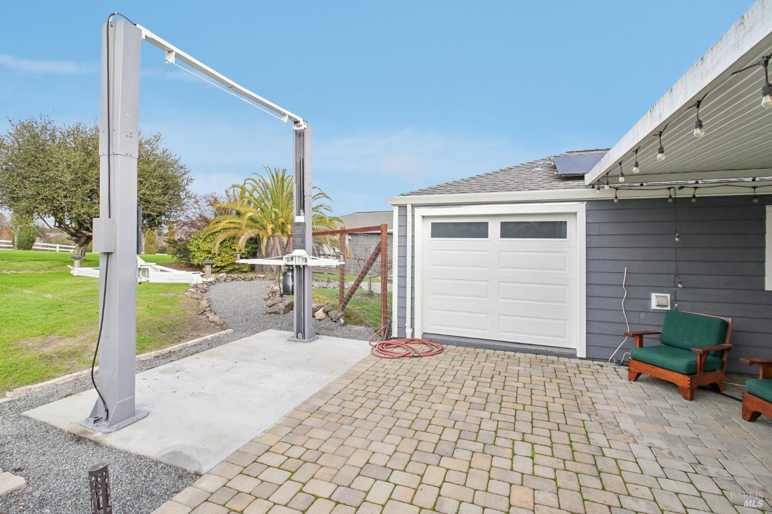 5867 Old Redwood Hwy