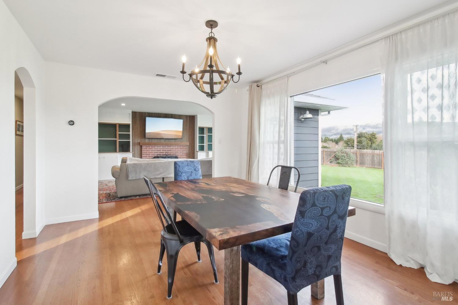 5867 Old Redwood Hwy