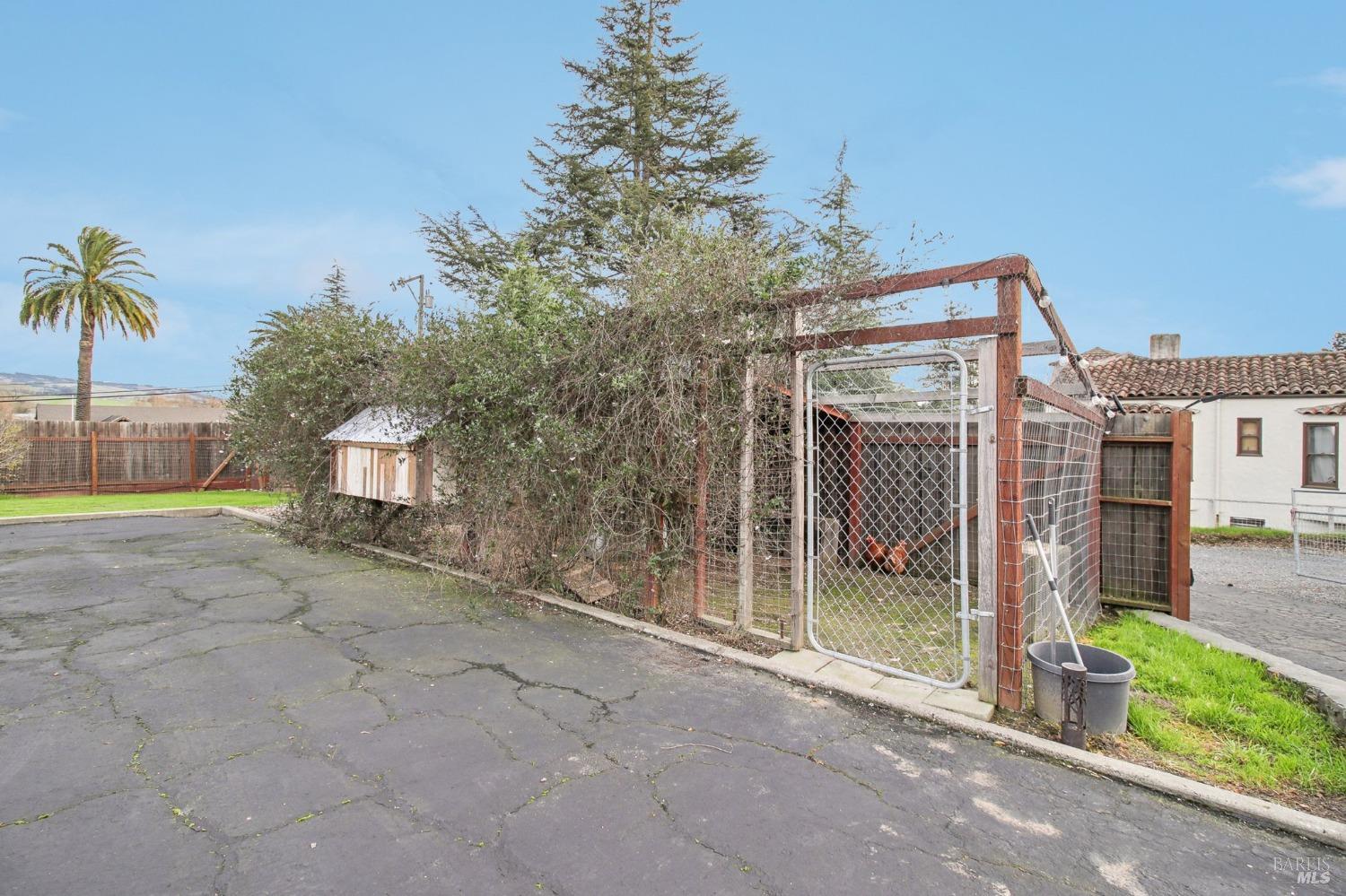 5867 Old Redwood Hwy