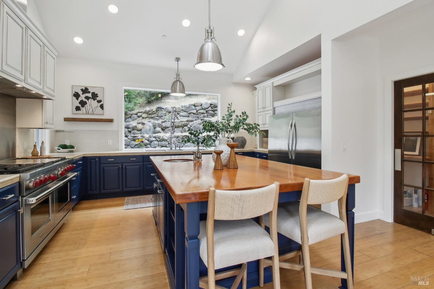 13815 Green Valley Rd