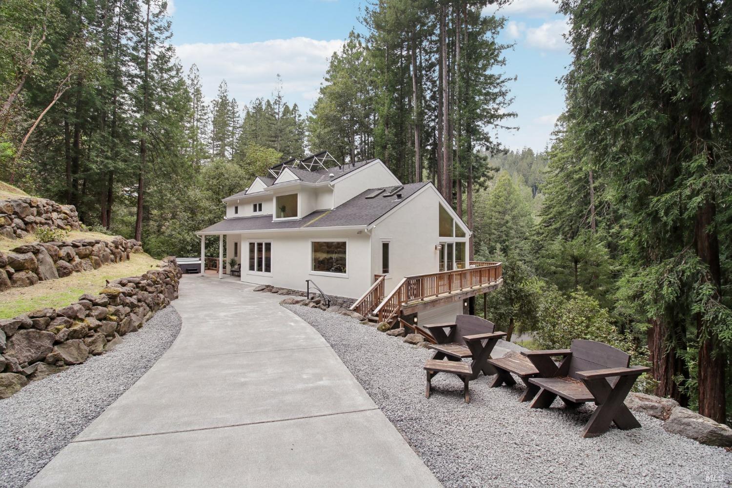 13815 Green Valley Rd