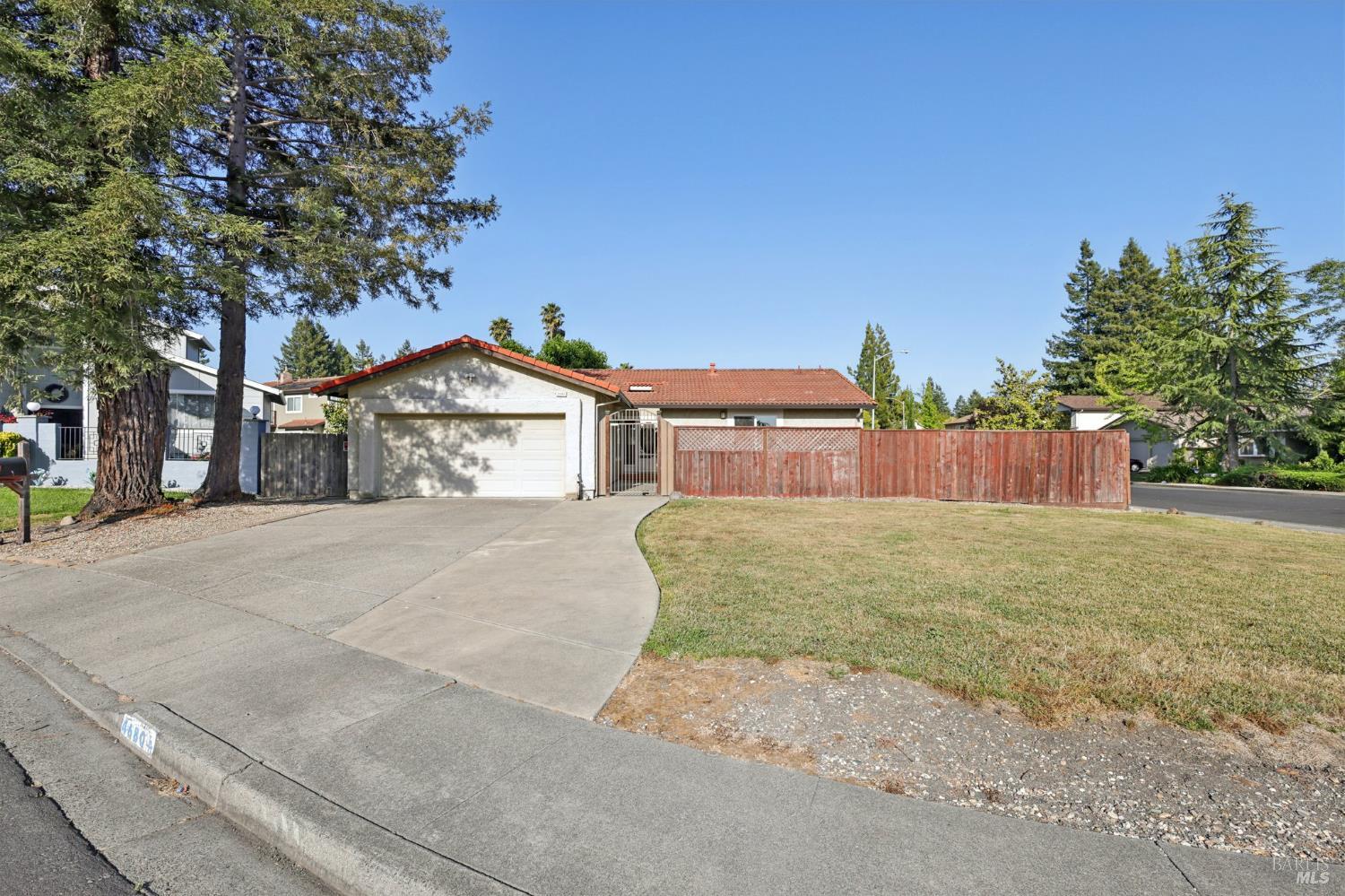 4680 Fir Ct