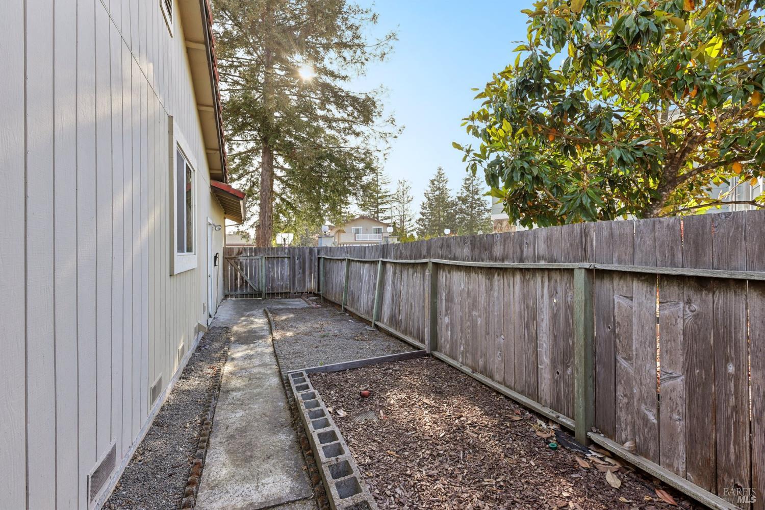 4680 Fir Ct