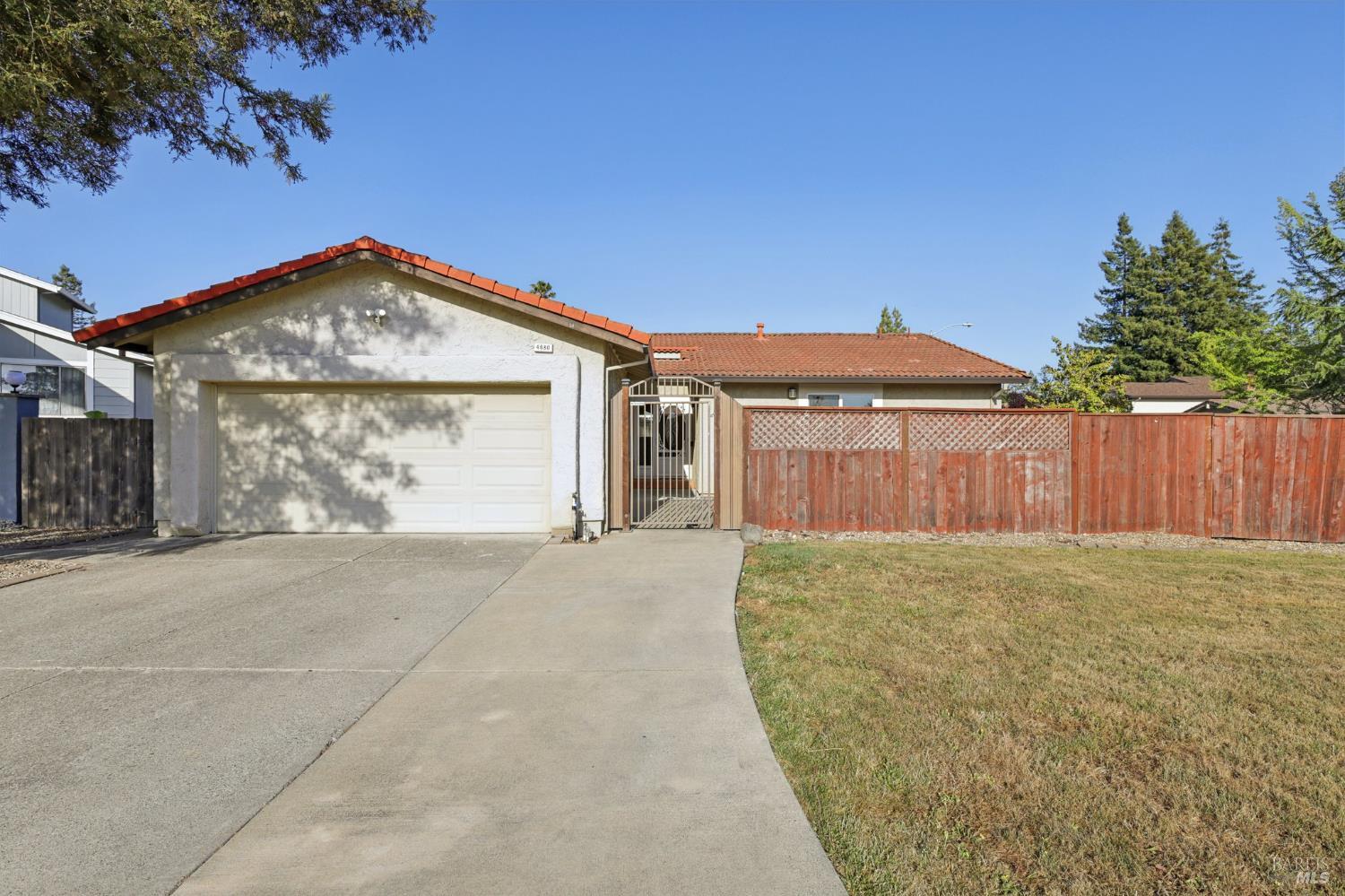 4680 Fir Ct