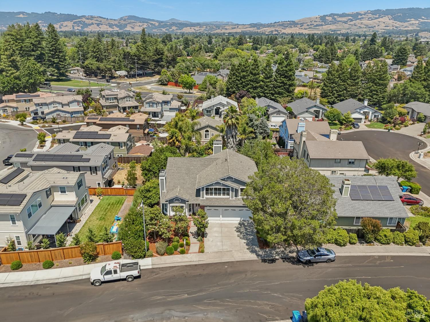 8350 Dorfman Dr