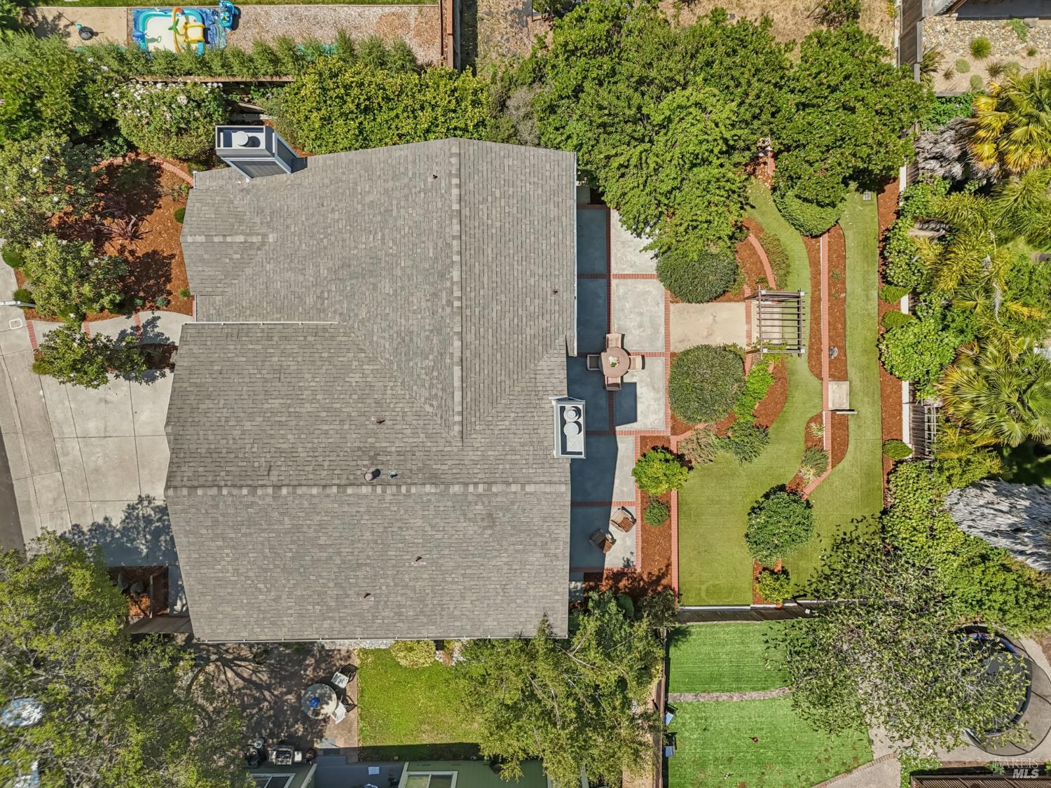 8350 Dorfman Dr