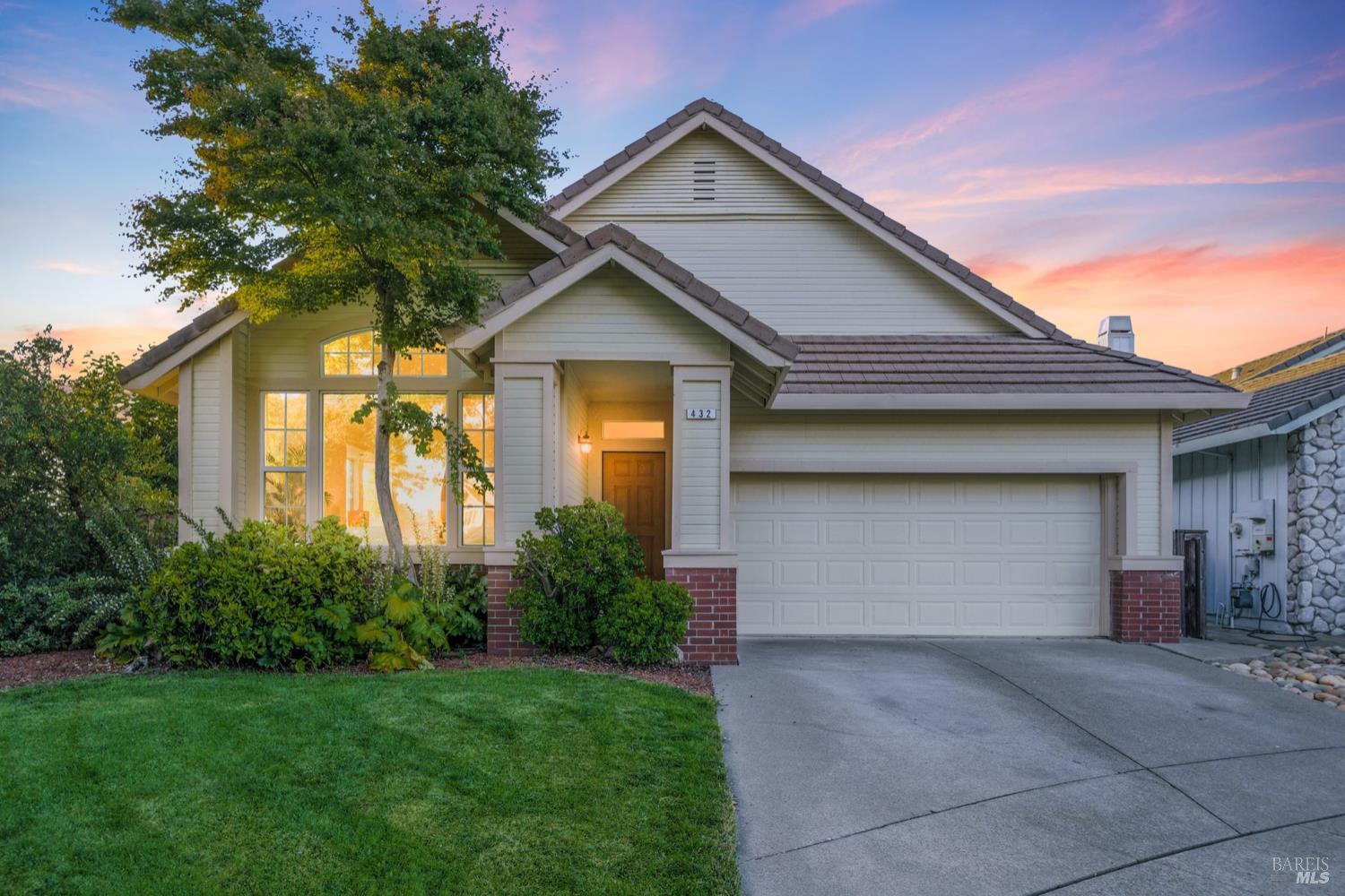 432 Redrock Way