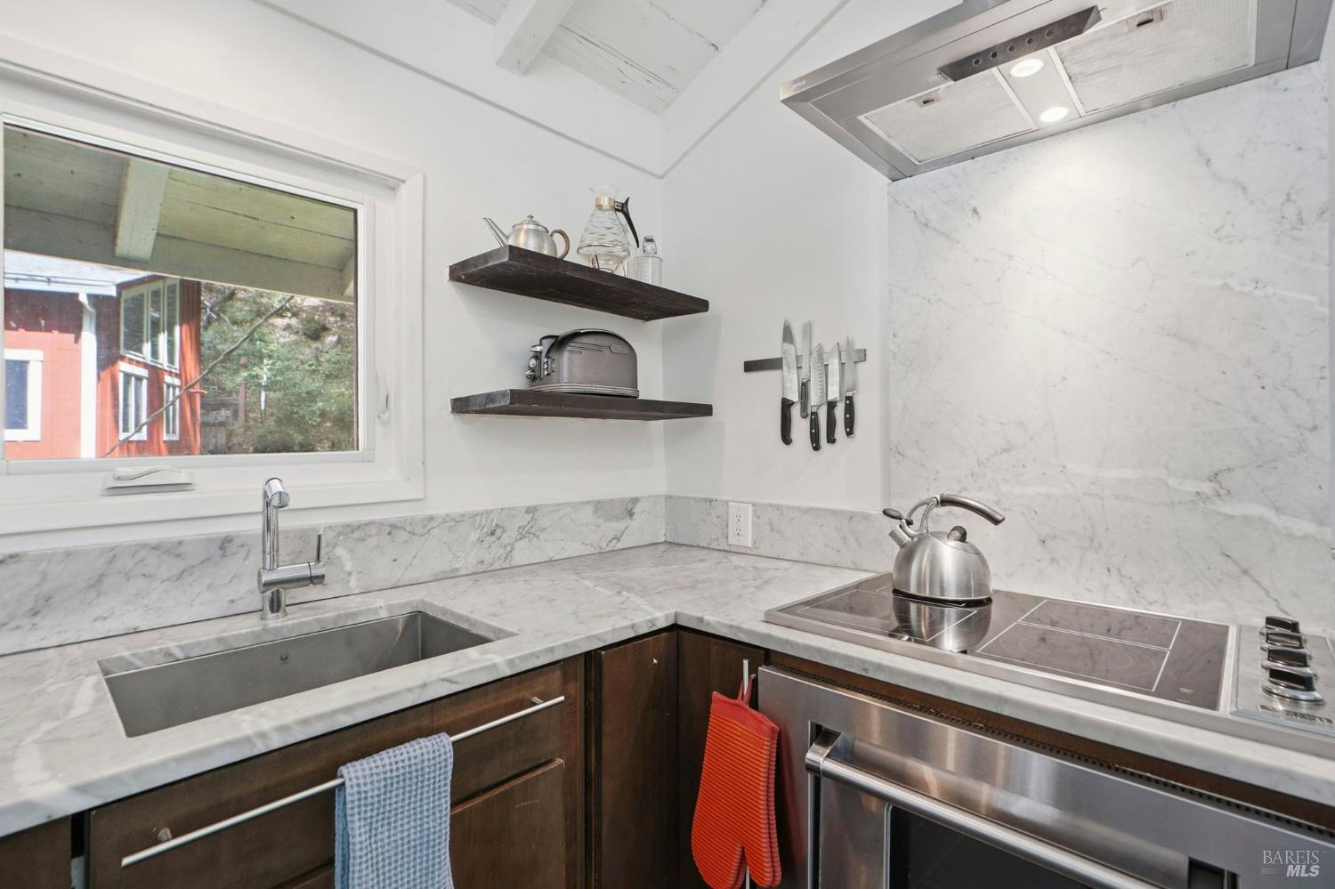 14993 Merry Lane