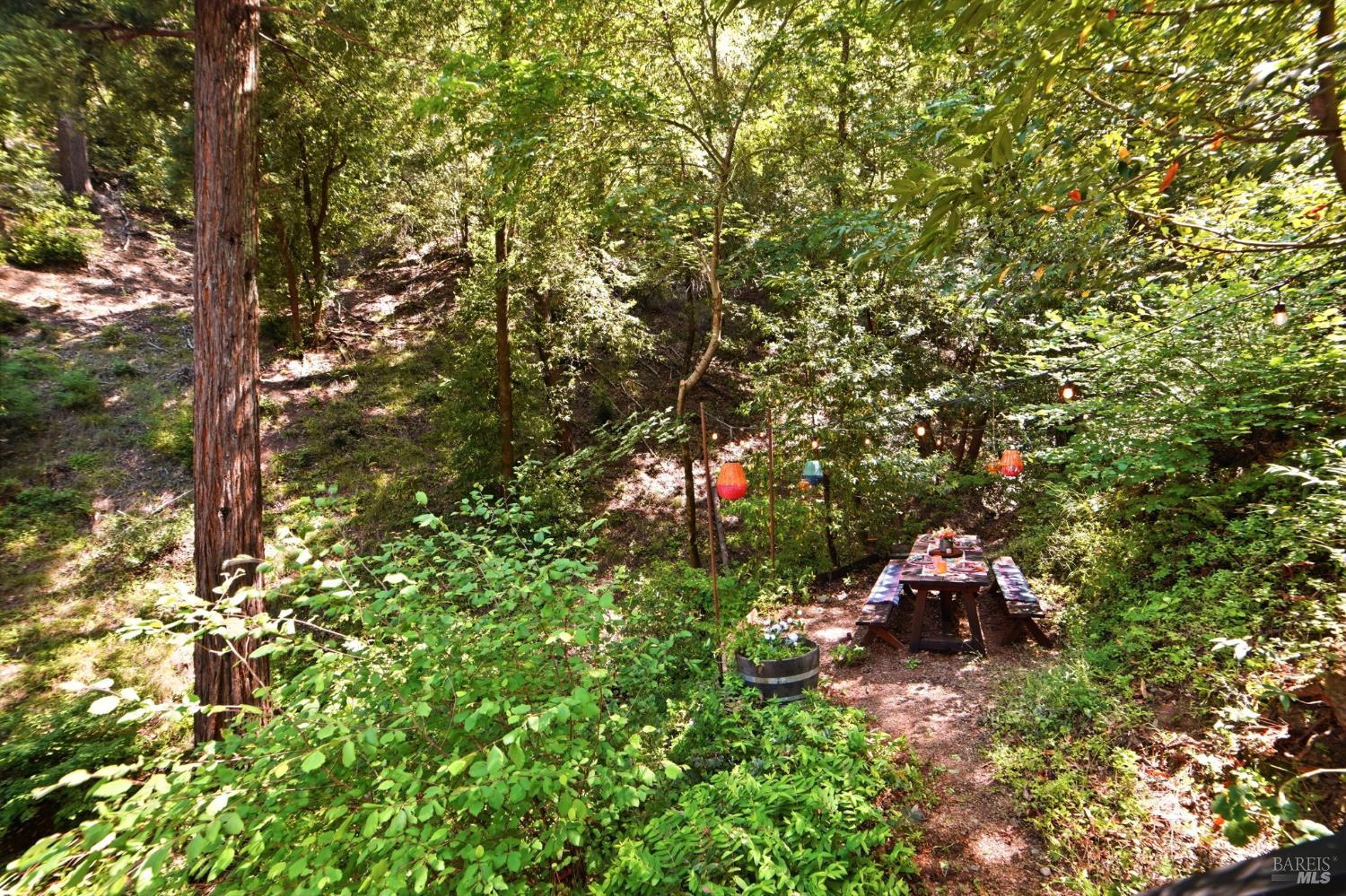 14993 Merry Lane