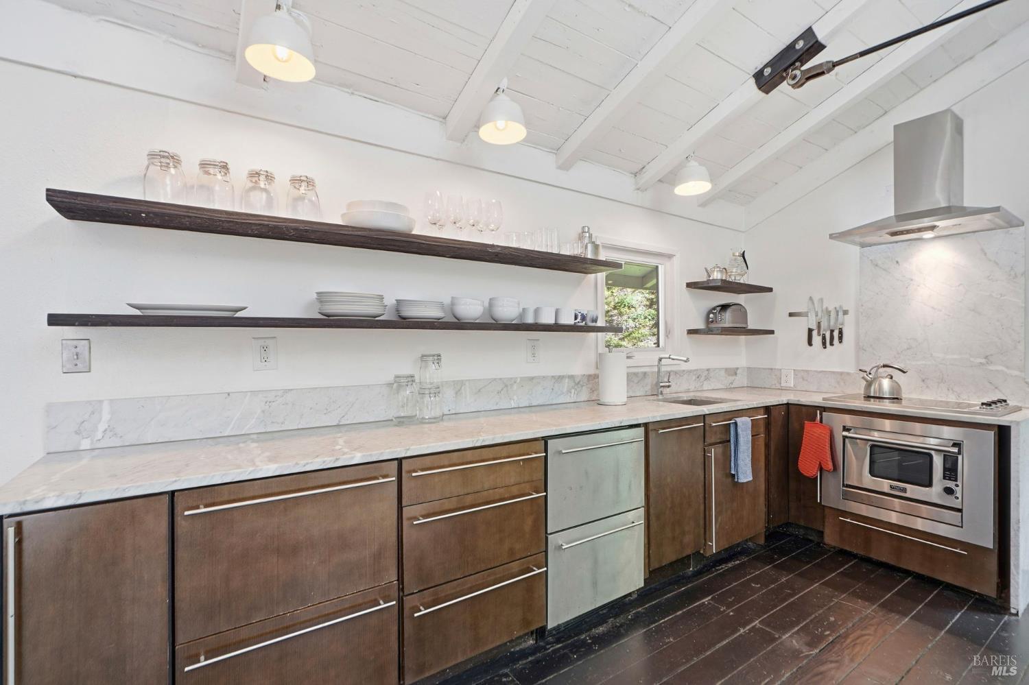 14993 Merry Lane