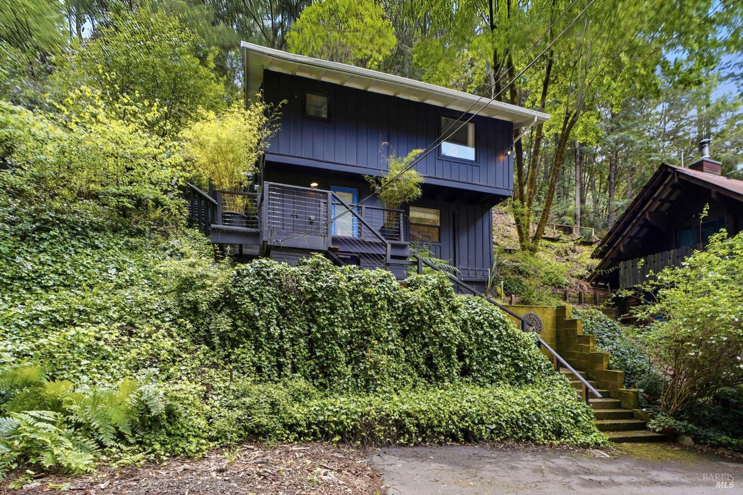14993 Merry Lane