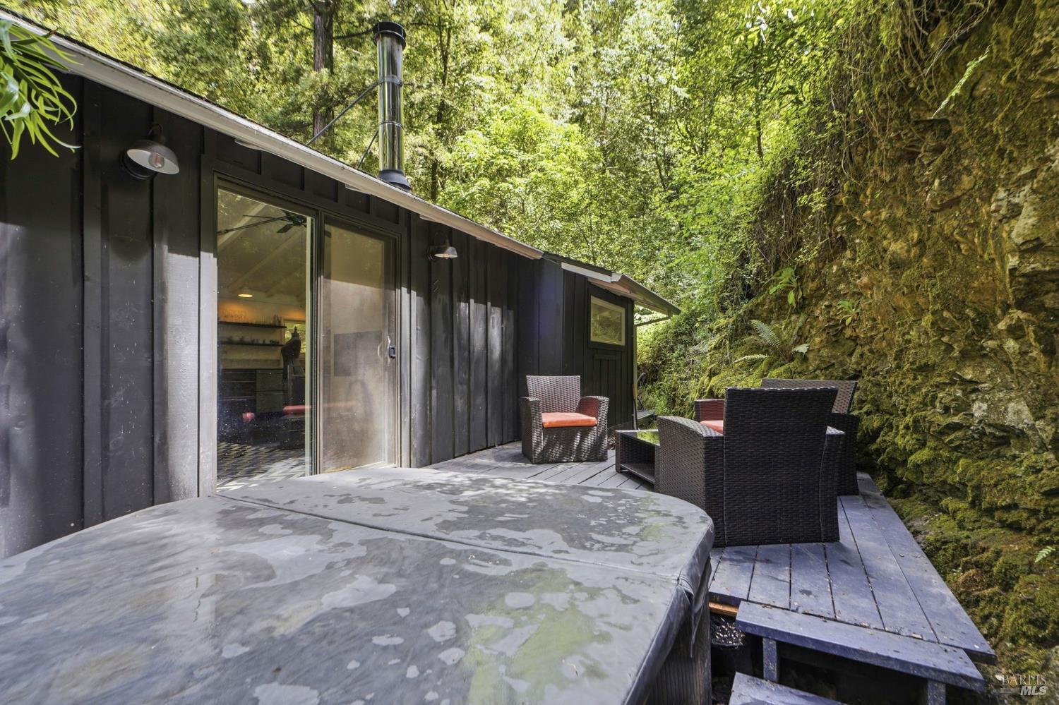 14993 Merry Lane