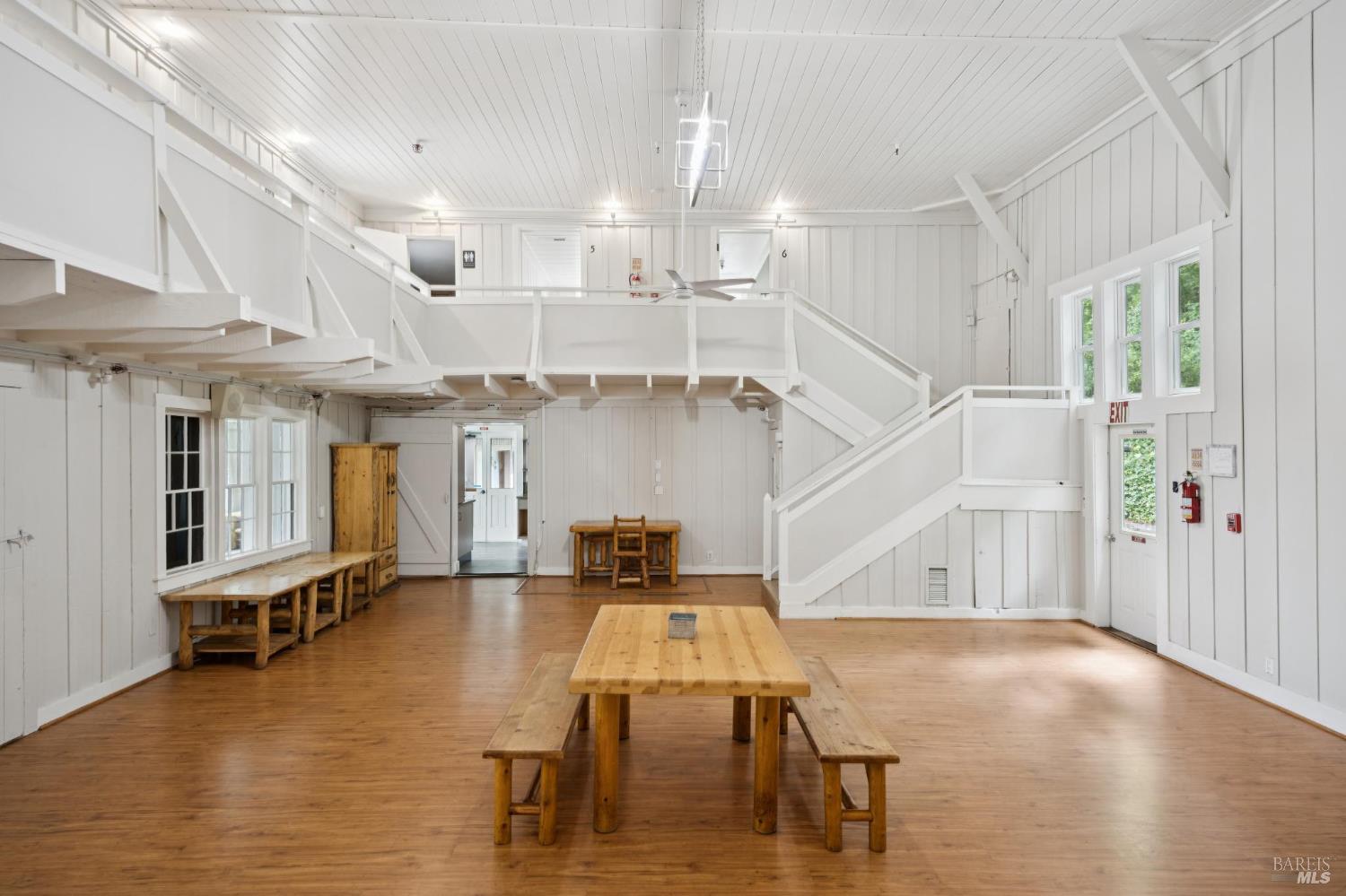 2264 Green Hill Road