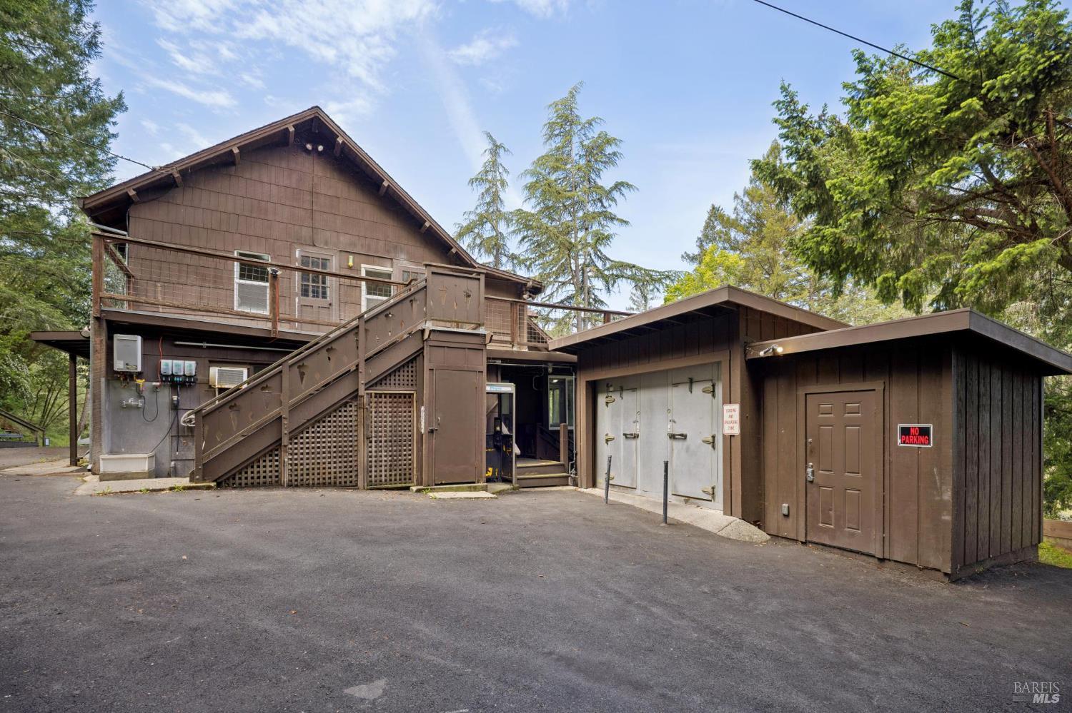 2264 Green Hill Road