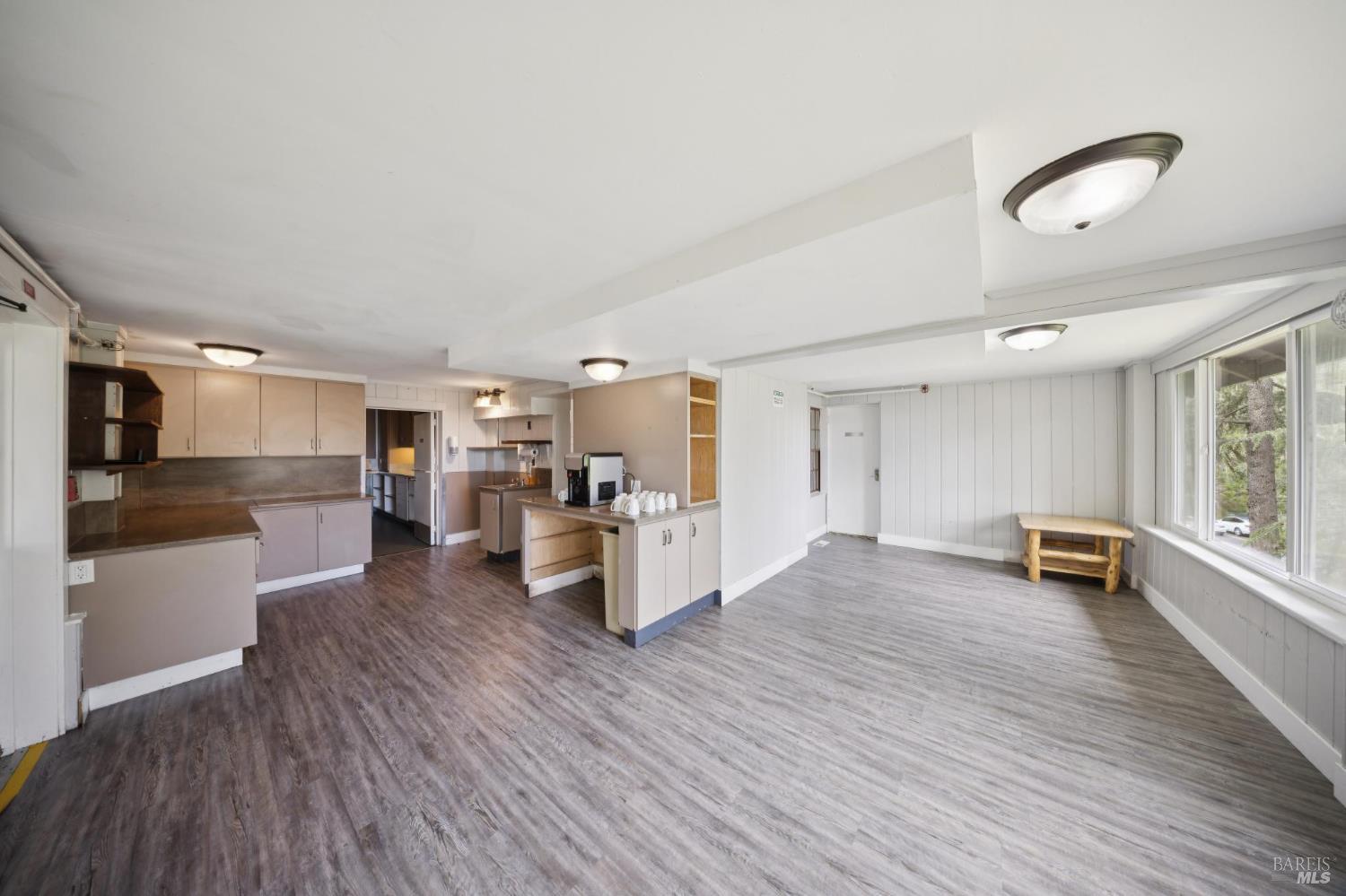 2264 Green Hill Road