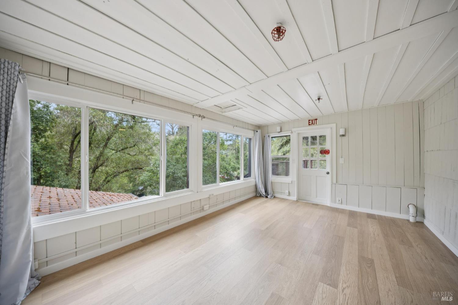 2264 Green Hill Road