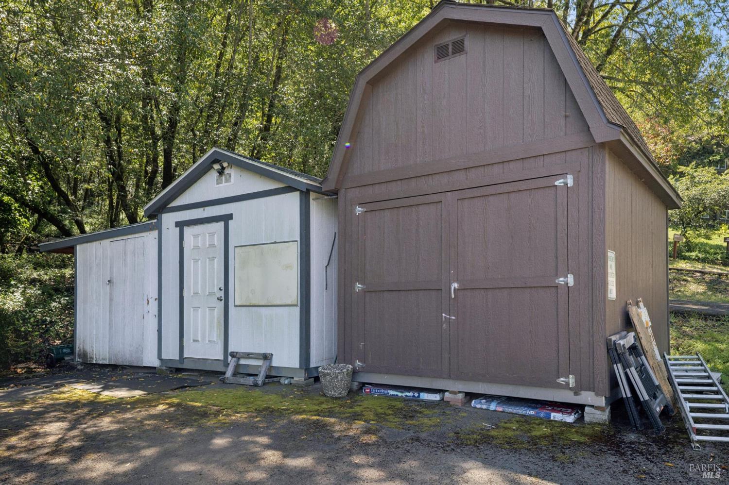 2264 Green Hill Road