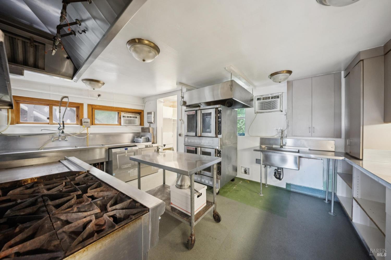 2264 Green Hill Road