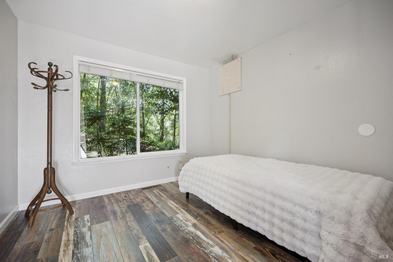 2264 Green Hill Road