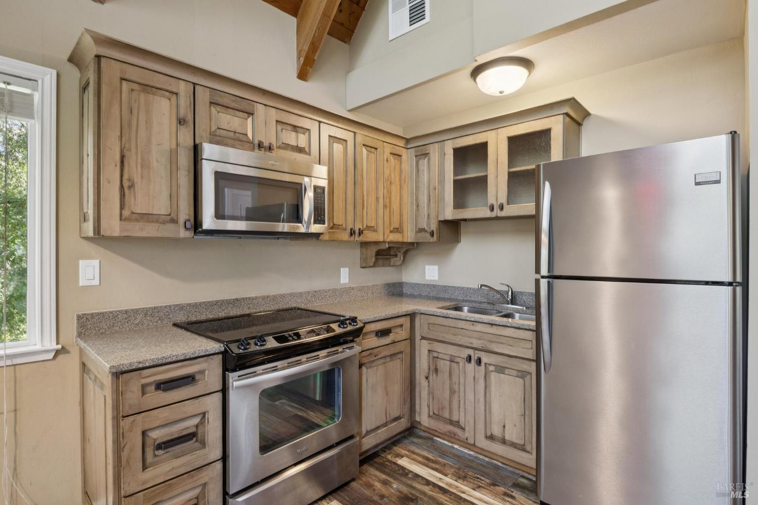 2264 Green Hill Road