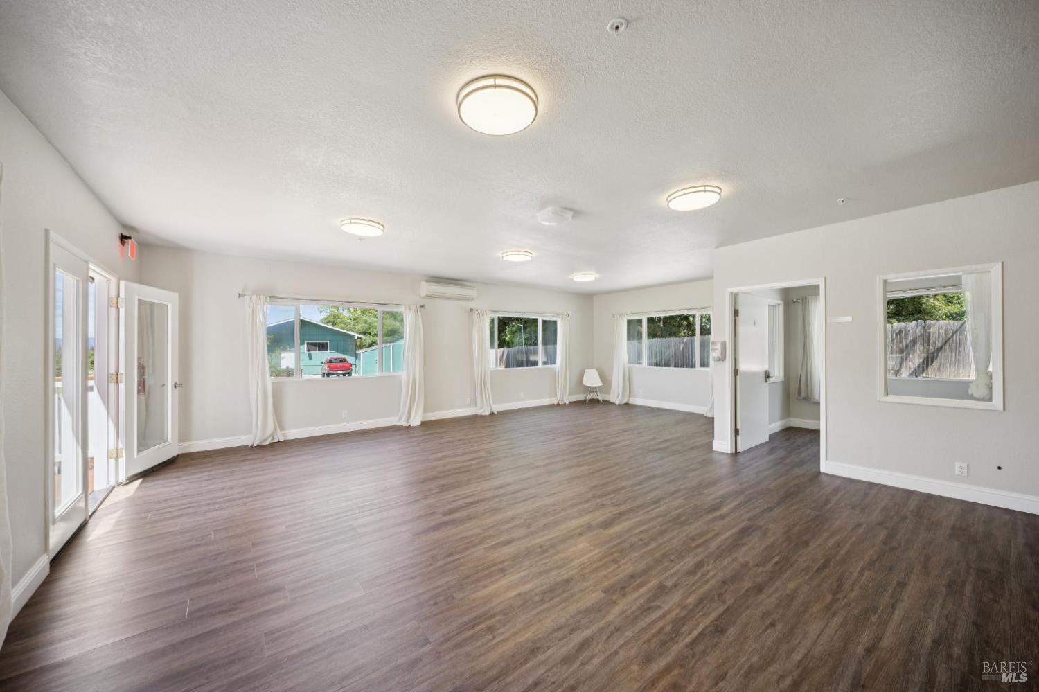 11740 Occidental Road