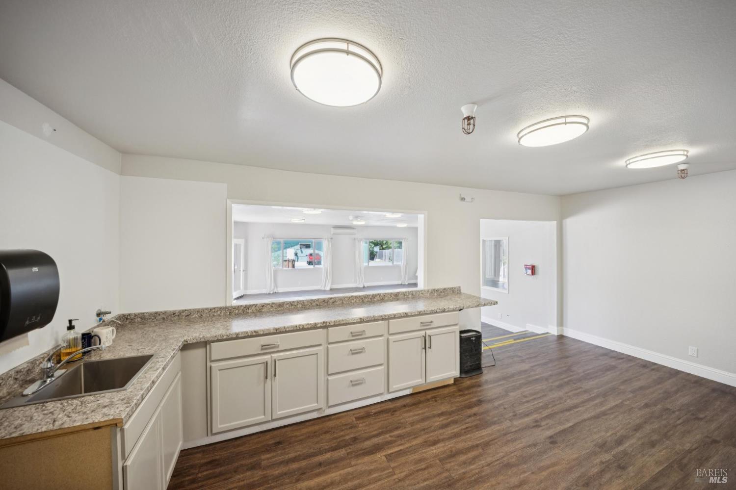 11740 Occidental Road