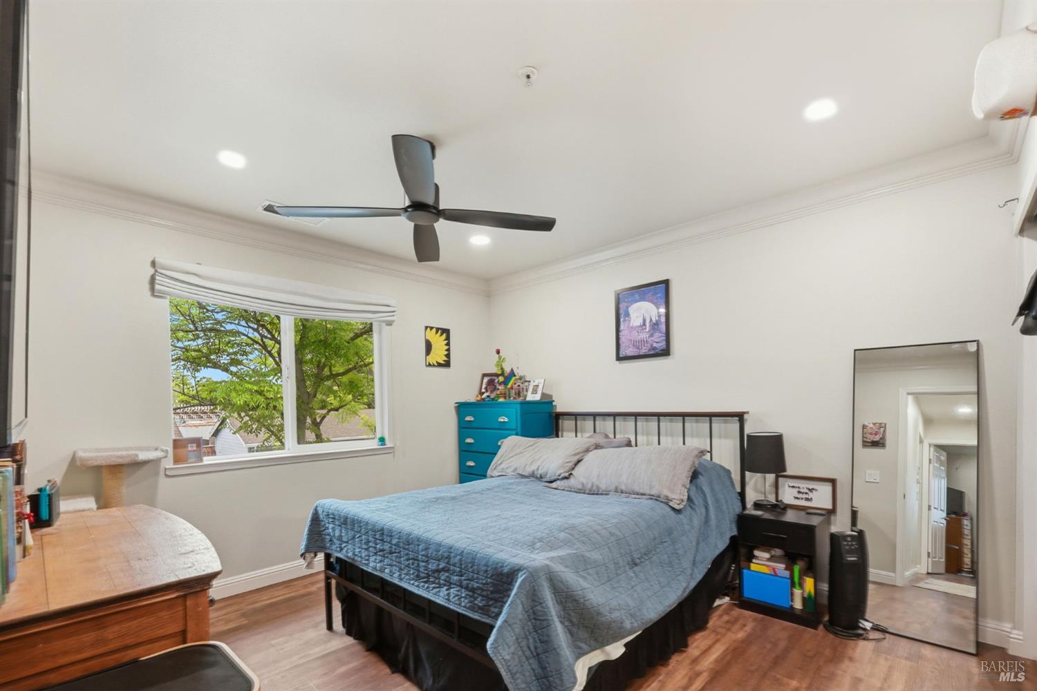 225 Burt Street Unit: #9