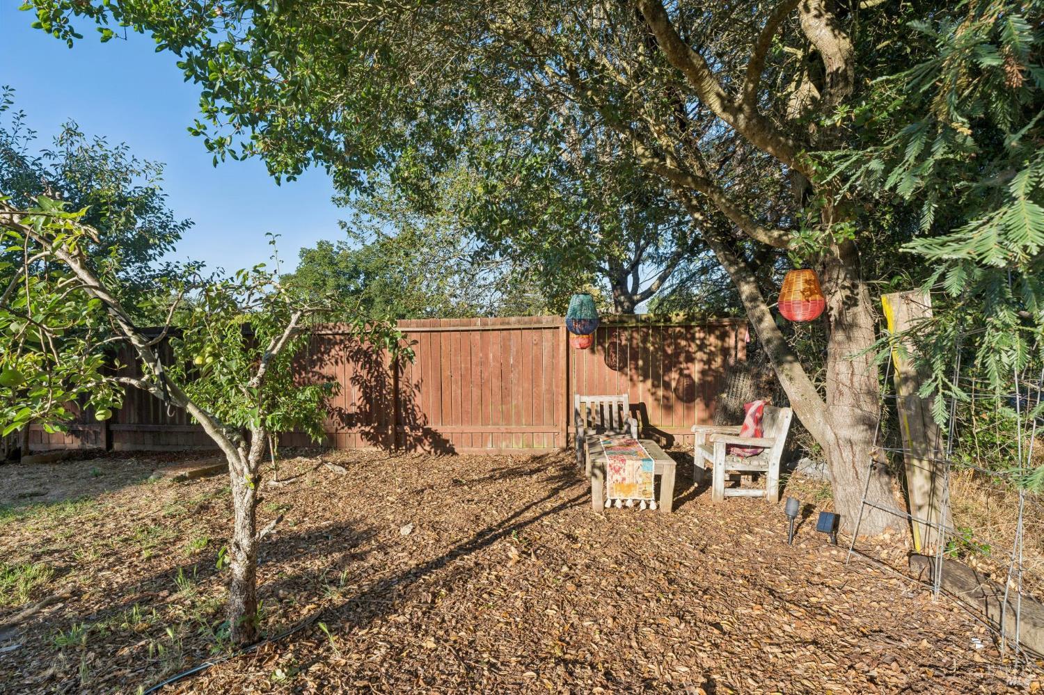 6370 Lone Pine Road