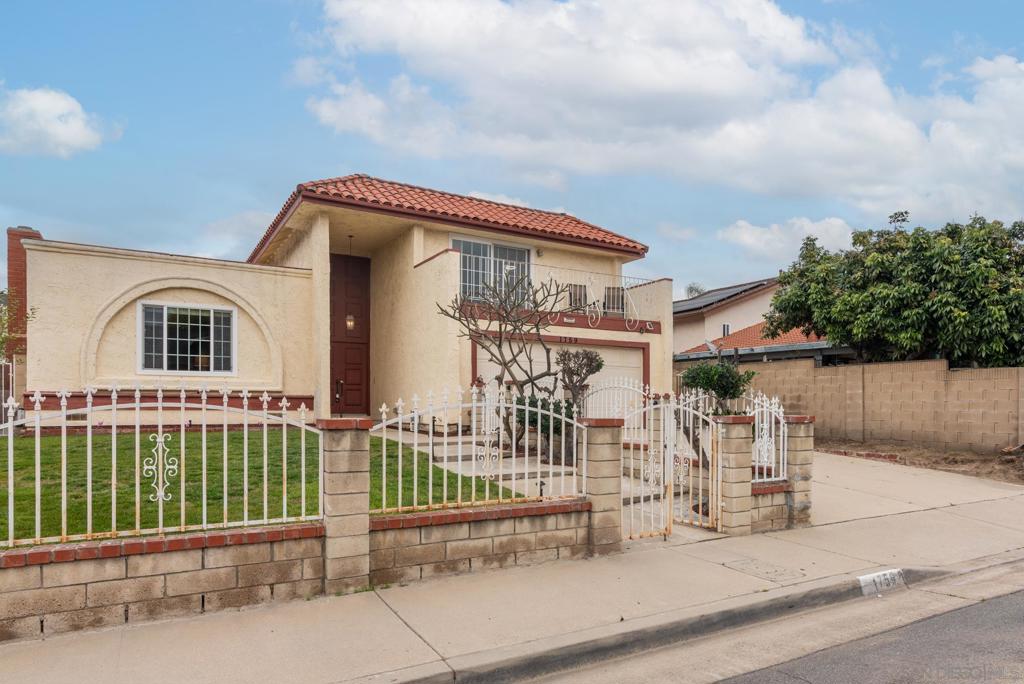 1759 E Sandalwood Ave