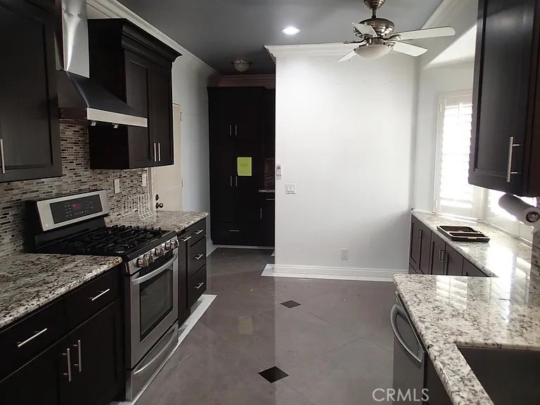 13442 Flower Street 15