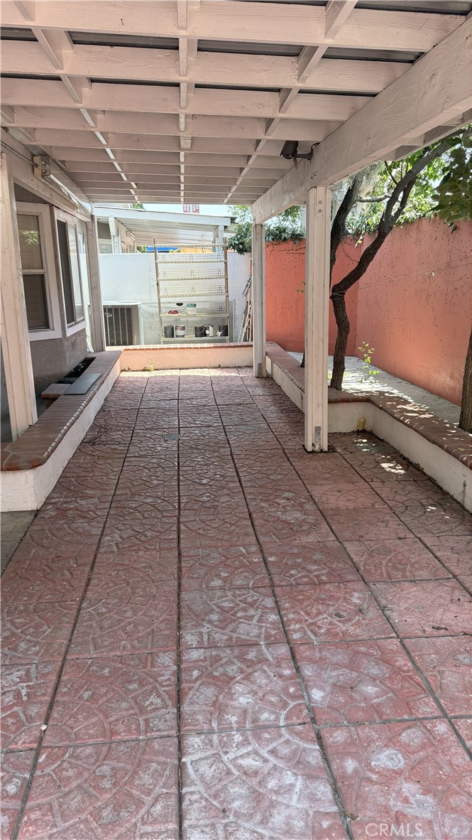 13442 Flower Street 15