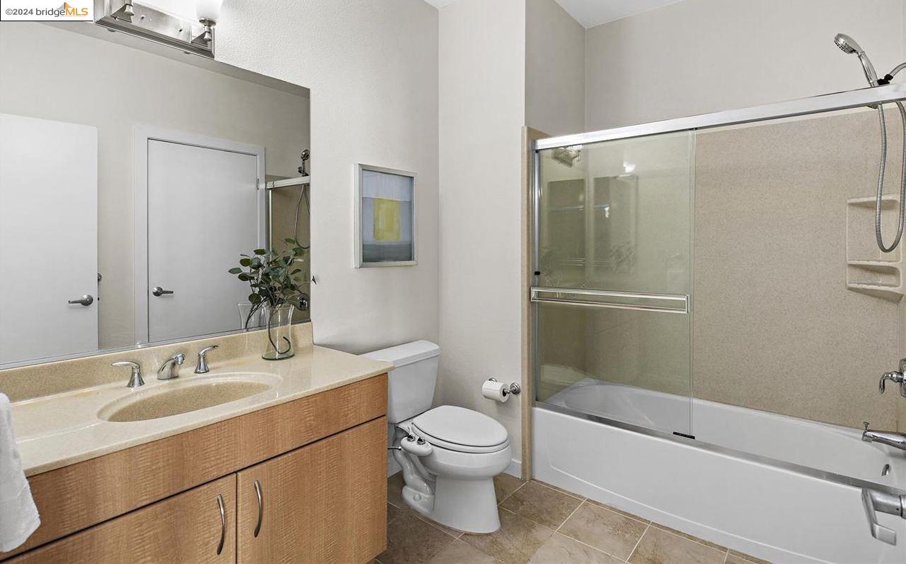 1511 Jefferson St Unit: PH11