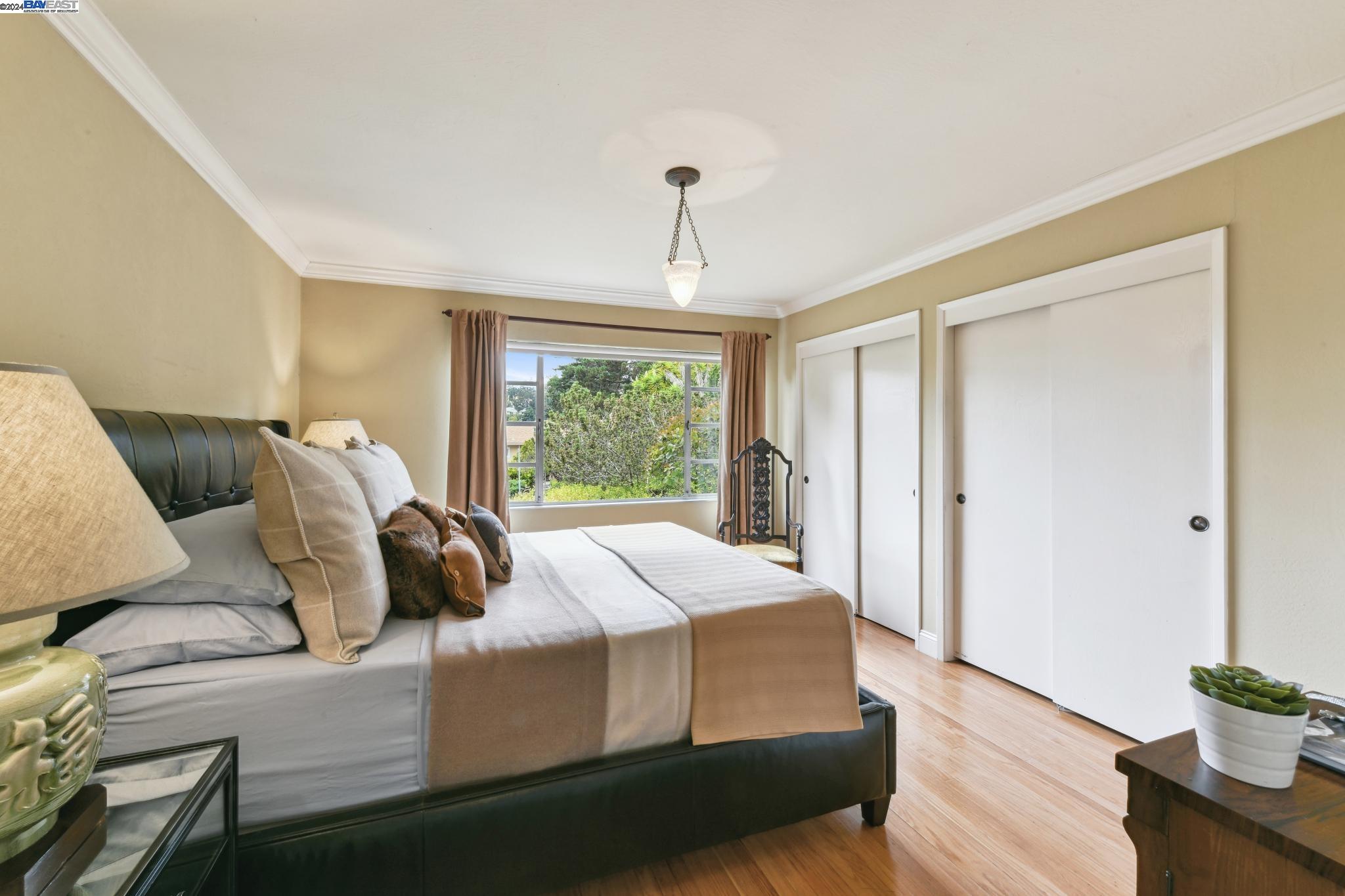 4800 SHETLAND AVENUE