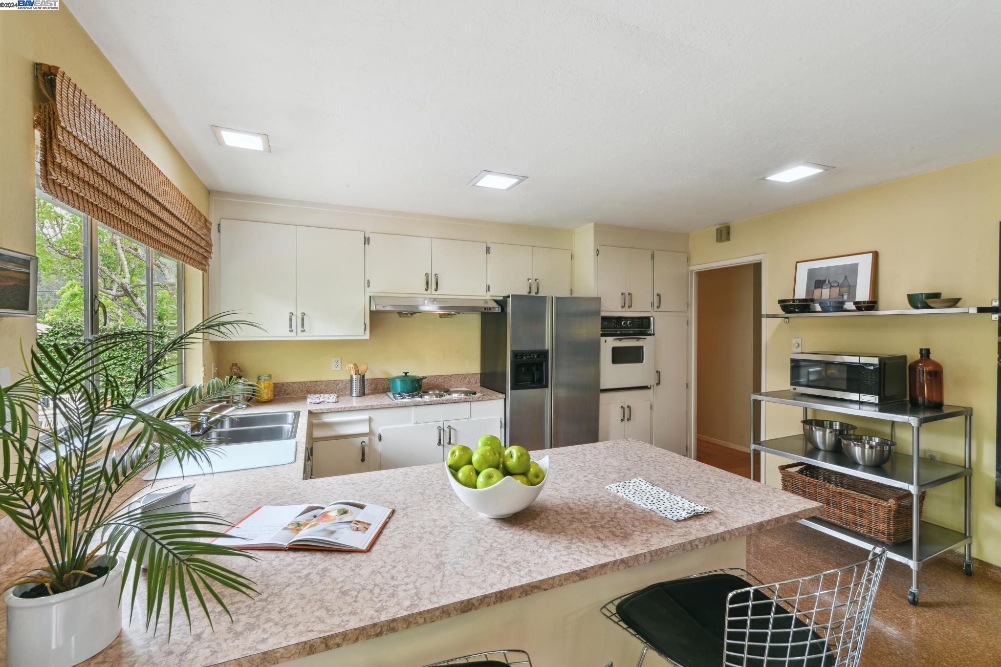 4800 SHETLAND AVENUE