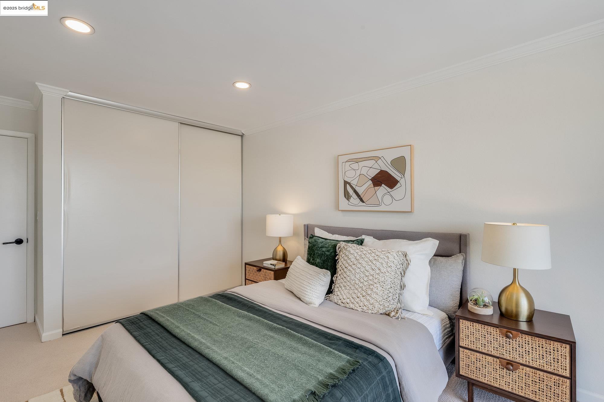 5340 Broadway Terrace # 401