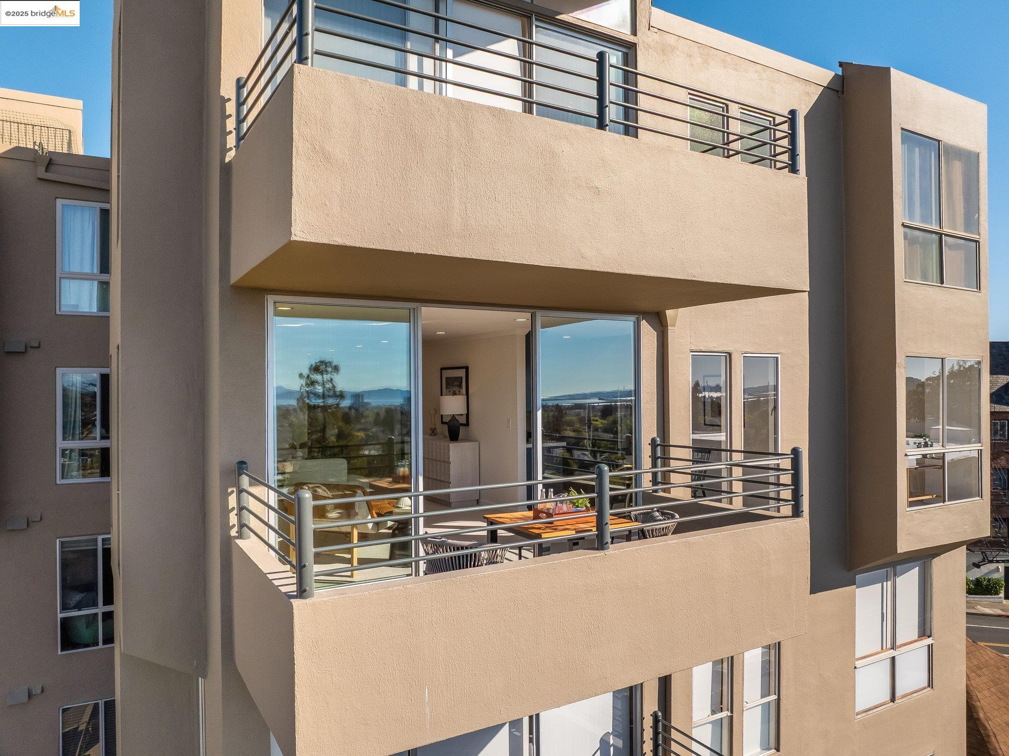 5340 Broadway Terrace # 401