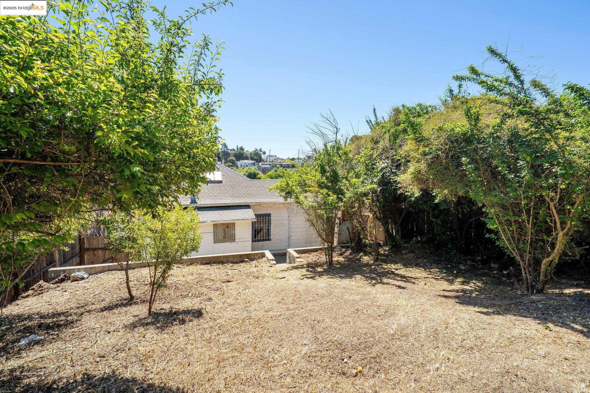 2729 Vallecito Pl