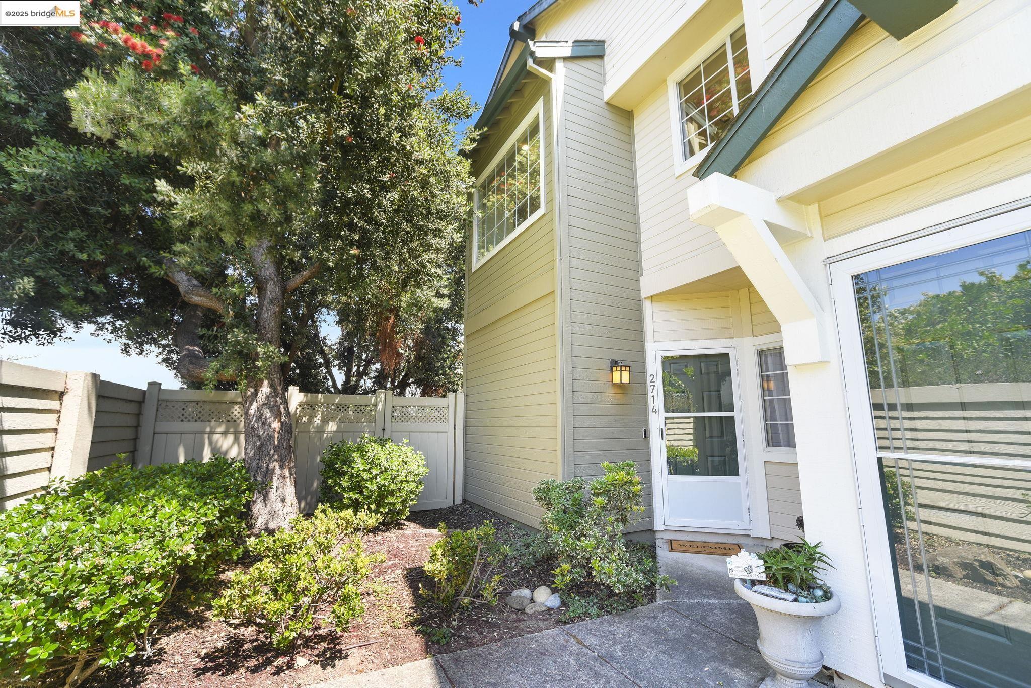 2714 Beach head way