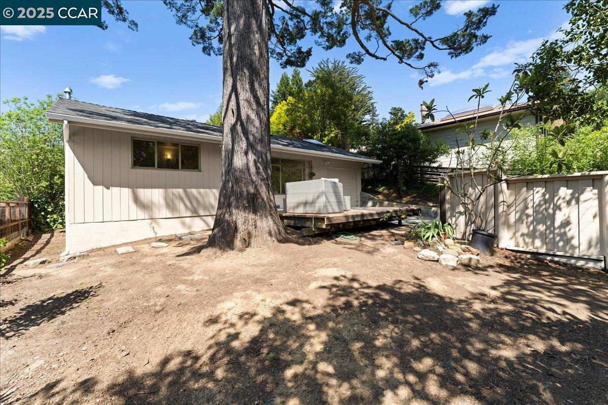6615 Evergreen Ave
