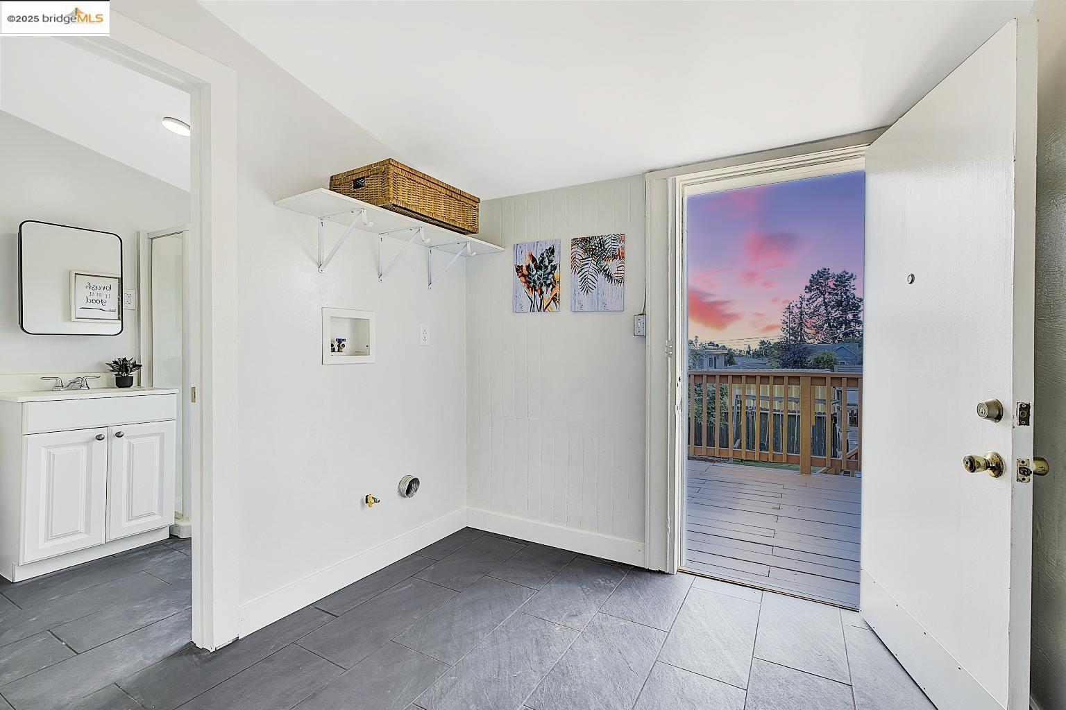 1337 E 25Th St, Oakland