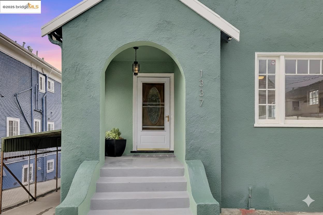 1337 E 25Th St, Oakland
