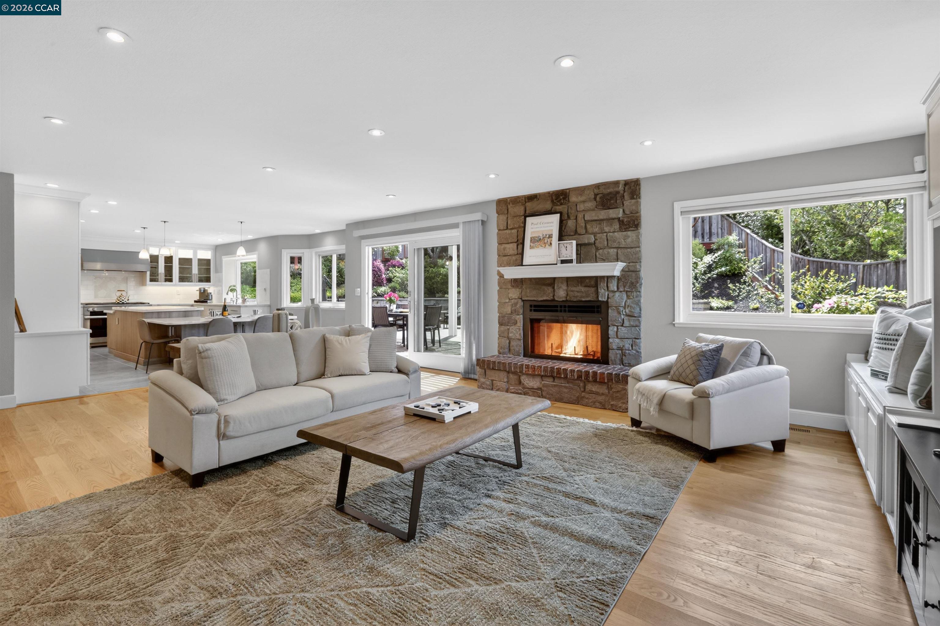 22 Williams Dr